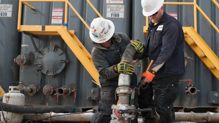 N.S. government receives analysis of bids for onshore gas drilling
