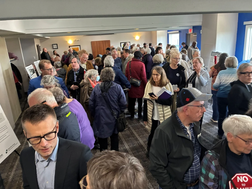 Fracking battle at the Super 8: Nova Scotia’s public consultations on natural gas exploration off to loud start